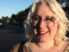 Fat doxy is bouncing on large dong of man after sucking it